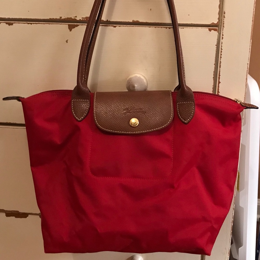 Longchamp Le Pliage Medium - deep red- like new